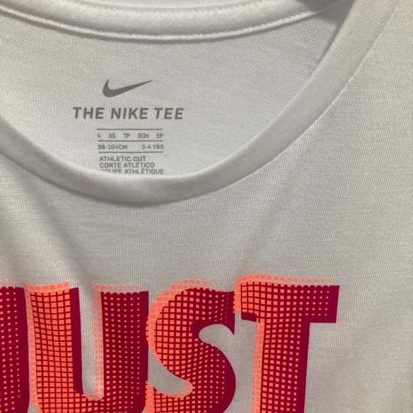 NEW Nike tee - Picture 3 of 5